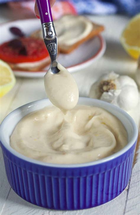Homemade Garlic Aioli Recipe