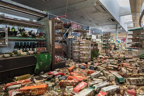 [OC] An abandoned Super Market left after the Fallout in Fukushima 2011 ...