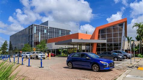 Jackson South hospital changes maternity ward closure date | Miami Herald