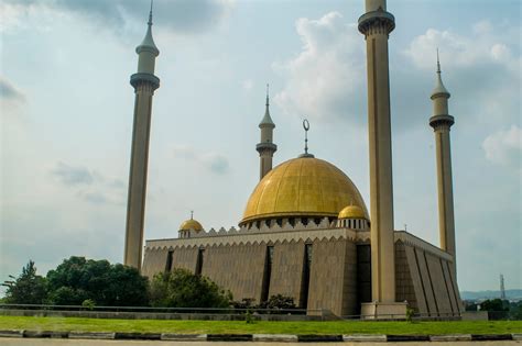What is the capital of Nigeria? | Mappr