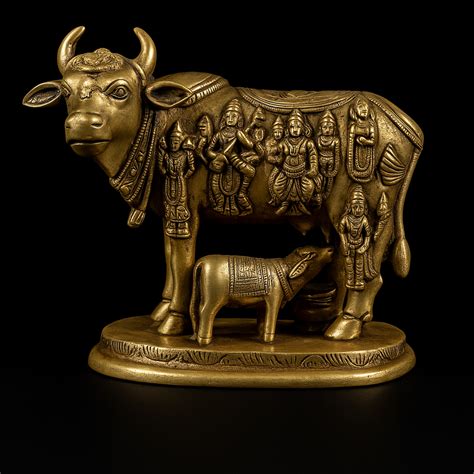 Chola Brass Kamadhenu Cow – Vedic Home Decor