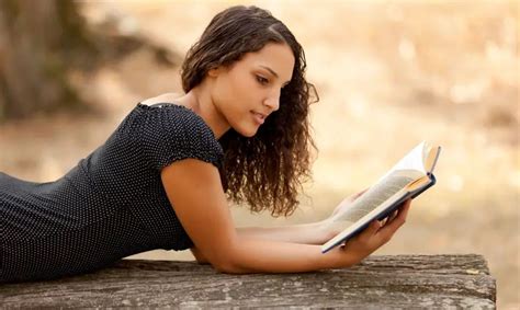 Adventure Novel 的图像结果