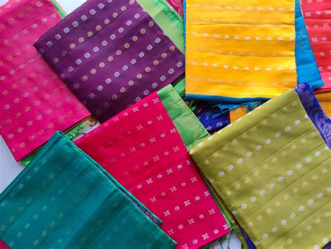 Handloom Uppada Soft Silk Saree – Looms Legacy