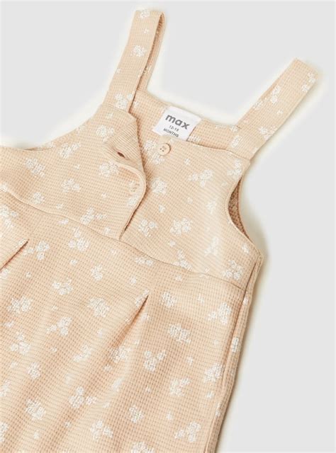 Buy Girls Printed Dungarees with T-shirt Online at just Rs. 599.0 ...