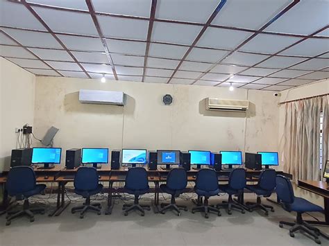 United Multi purpose Free HTML5 website Template