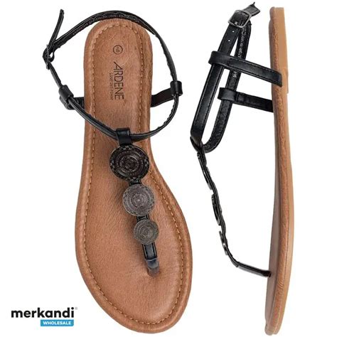 Clothing and footwear export container REF: 1106002 - Clothing ...