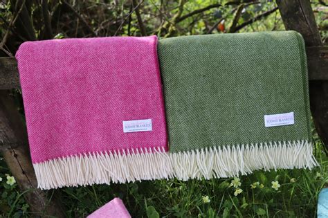 Bright Pink | Herringbone Blankets | Solway Blankets