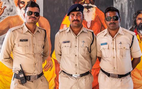 10 Mumbai Police High-On-Sass Tweets Show That They're More Updated ...