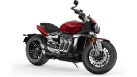 Compare Ducati Diavel 1260 2019 S vs Triumph Rocket 3 R 2020 STD ...