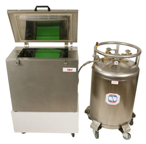 MiniDigitcool - Used to freeze straws on 24 racks - IMV Technologies India