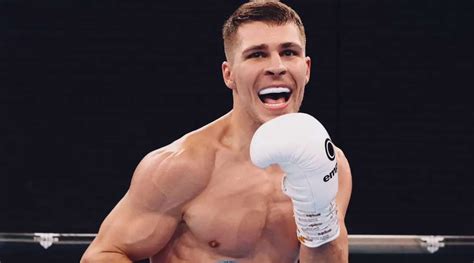 Constantin Ursu vs Ryan Amos - Betting Odds, Prediction – RingSide24