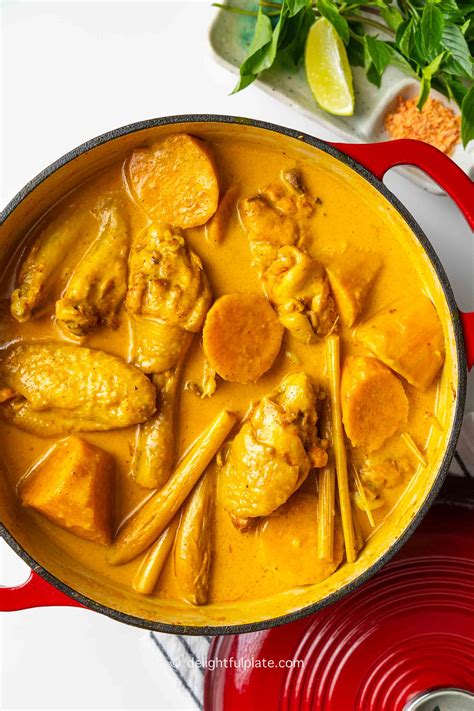 Vietnamese Chicken Curry Cà Ri Gà (Vietnamese Chicken Curry)