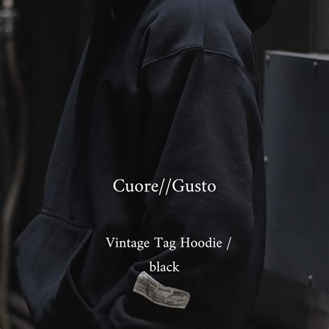 Vintage Tag Hoodie / Black | Cuore//Gusto