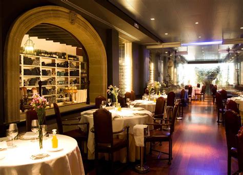 El Faro de El Puerto en El Puerto de Santa María, España | Lugares de ...