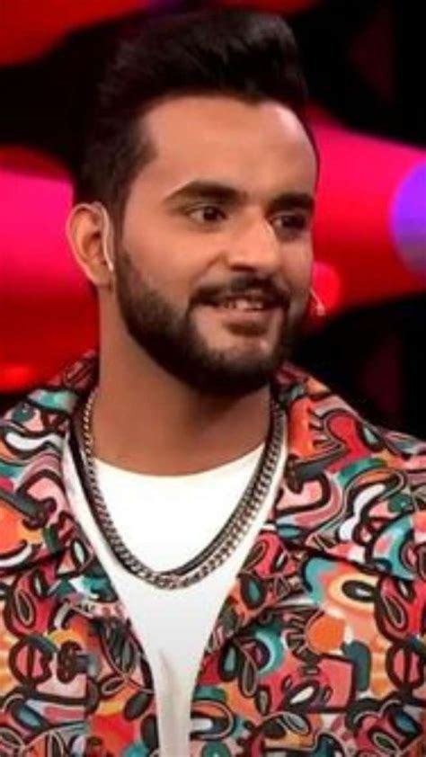 कौन हैं Fukra Insaan,जो बिग-बॉस ओटीटी-2 में मचा रहा धमाल - India TV Hindi