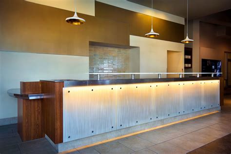 Newport Beach: Best Fitness Club with Pilates & Yoga Studios