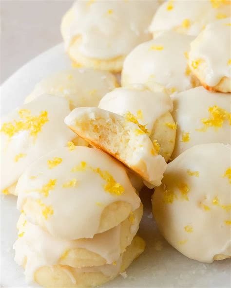 Lemon Ricotta Cookies (Light and Fluffy) - Olives + Thyme | Recipe ...