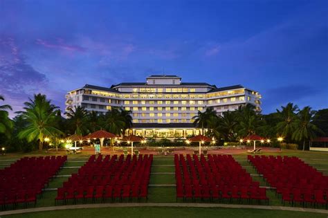 Top 7 Places For Destination Weddings In Kerala – India's Wedding Blog