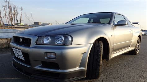 Nissan Skyline GTR R34 V spec II Nur for sale in Japan