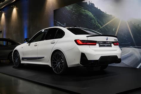 √Upclose with the 2023 BMW M340i with M Performance Parts – Video - BMW Nerds