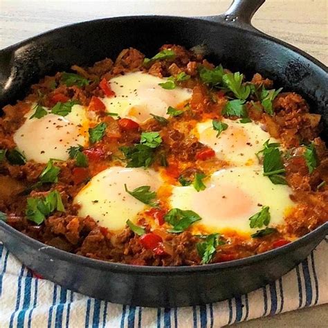 Low Carb Chorizo & Eggs: Breakfast & Dinner farmtojar.com | Shakshuka ...