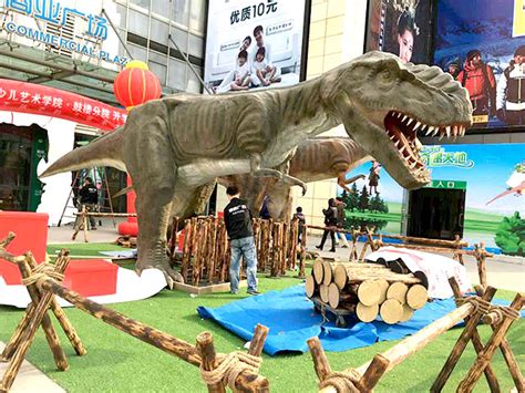 恐龙世界“玉”见你——南京玉桥商业广场恐龙世界场景美陈展