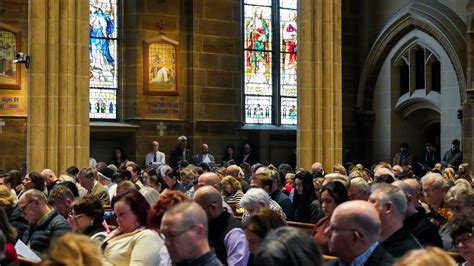 Columbus, Ohio diocese lowers confirmation age for Catholic kids