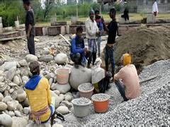 J-K: Migrant labourers find peaceful working milieu in valley, say no ...
