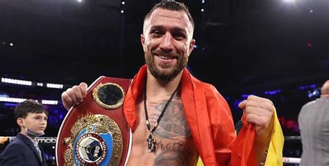 Olympic Medallist, 'Drops Boxing Gloves, Grabs Rifle' & Joins Ukrainian ...