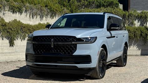 The 2025 Lincoln Navigator Is Here To Dominate The Escalade And Grand Wagoneer