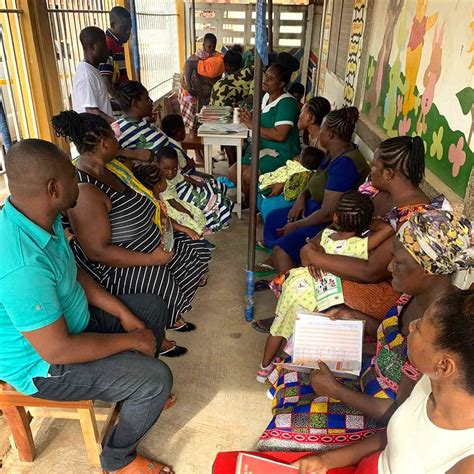 Reaching every child in Ghana: a school-based strategy for routine ...