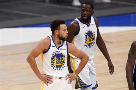 How Draymond Green’s passing fuels Steph Curry’s crazy numbers with ...