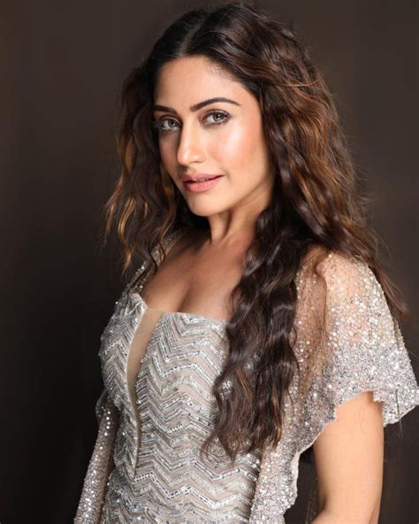 Top 20 Star Plus Actors & Actresses Name List - StarBiz.com