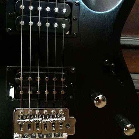 Buy Cort X100 6 String Electric Guitar Online in India | Bajaao ...