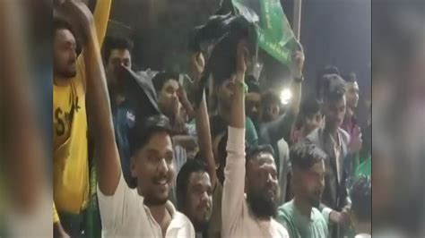 Owaisi greeted with 'Modi Modi' chants, shown black flags