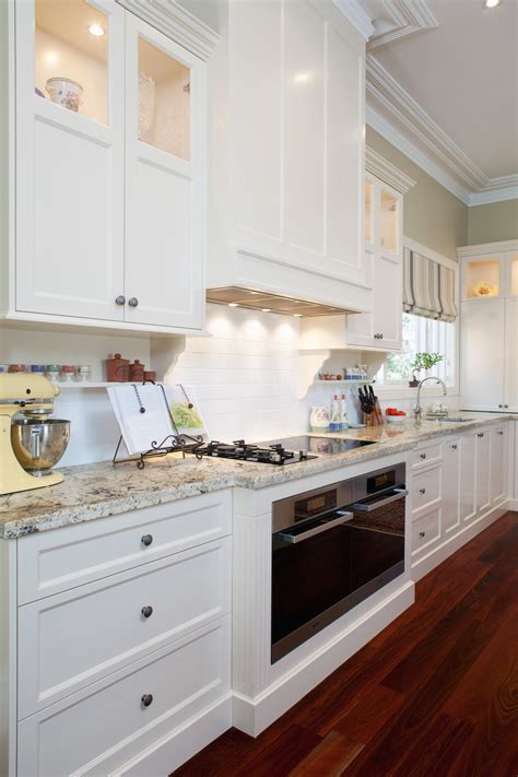 White Cabinets With White Granite Countertops