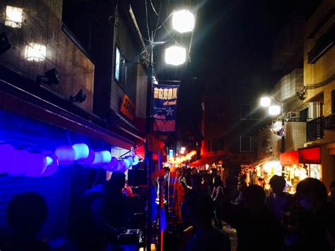 X-CUBE - 台中夜店,暢飲式夜店,10最好的夜總會 | Taiwan Nights