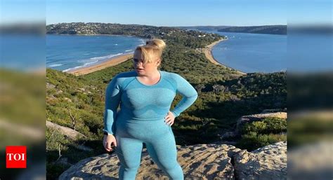 Rebel Wilson goes for hike as she continues her fitness, weight loss ...