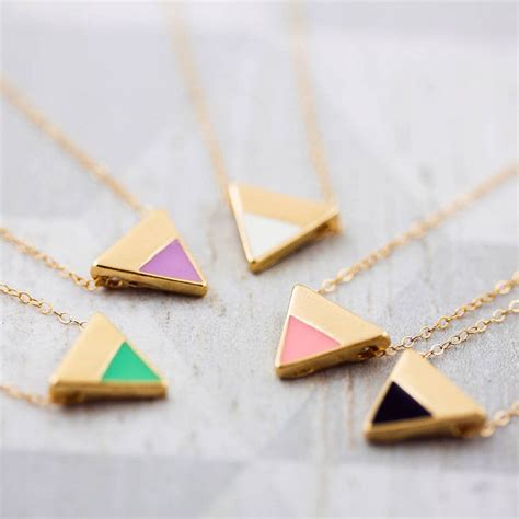 9 Triangle Symbol Meaning In Different Forms And Religions - StarBiz.com