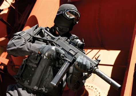 The HK UMP: Heckler & Koch's versatile submachine gun