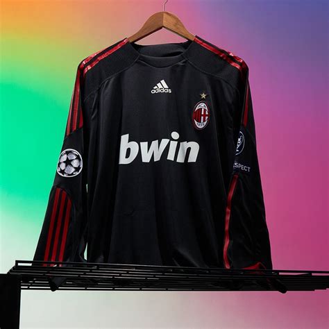 AC Milan 2009-10 Third Kit