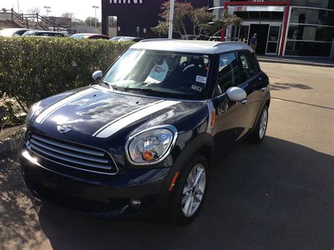 --CarJunkie's Car Review--: First Drive: 2013 Mini Cooper Countryman