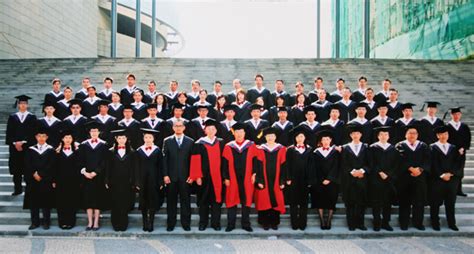 澳大举行毕业礼 1700本科生毕业 – 澳门特别行政区政府入口网站