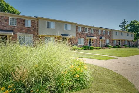 Springwells Park - Dearborn, MI 48120 | ApartmentGuide.com