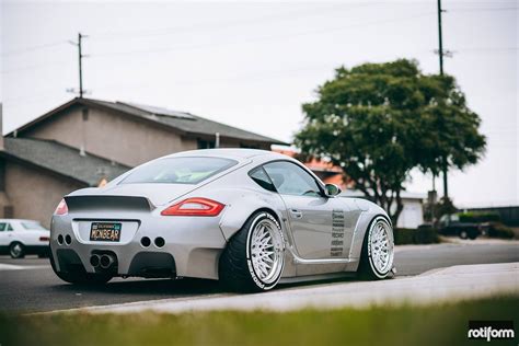 Porsche Cayman Widebody