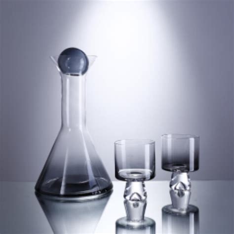 The Serenade Glass Wine Decanter Glass Vessel only on Decure.in