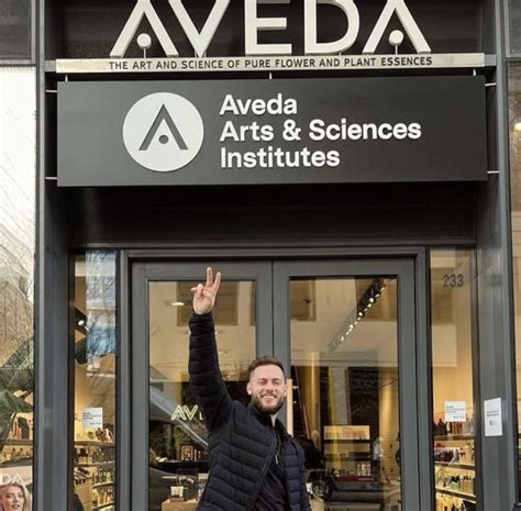 Beauty School in NYC | Aveda Arts & Sciences - NYC Campus