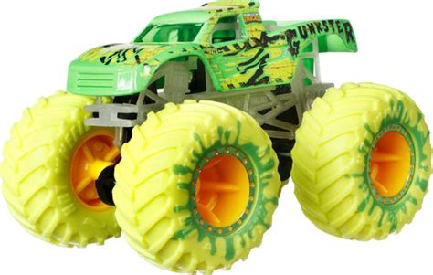 Hot Wheels Monster Trucks Glow in The Dark Pack | 5 Monster Trucks & 5 ...