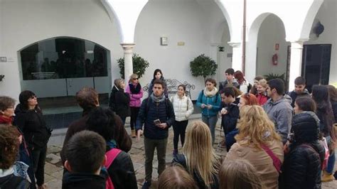 La Curiosidad del Viajero - Free Walking Tour Badajoz - All You Need to ...