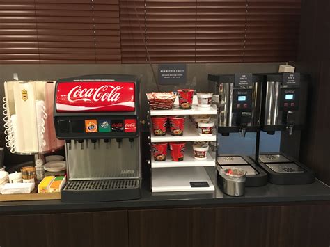 Sky Hub Lounge West at Seoul Incheon International Airport | Amex US